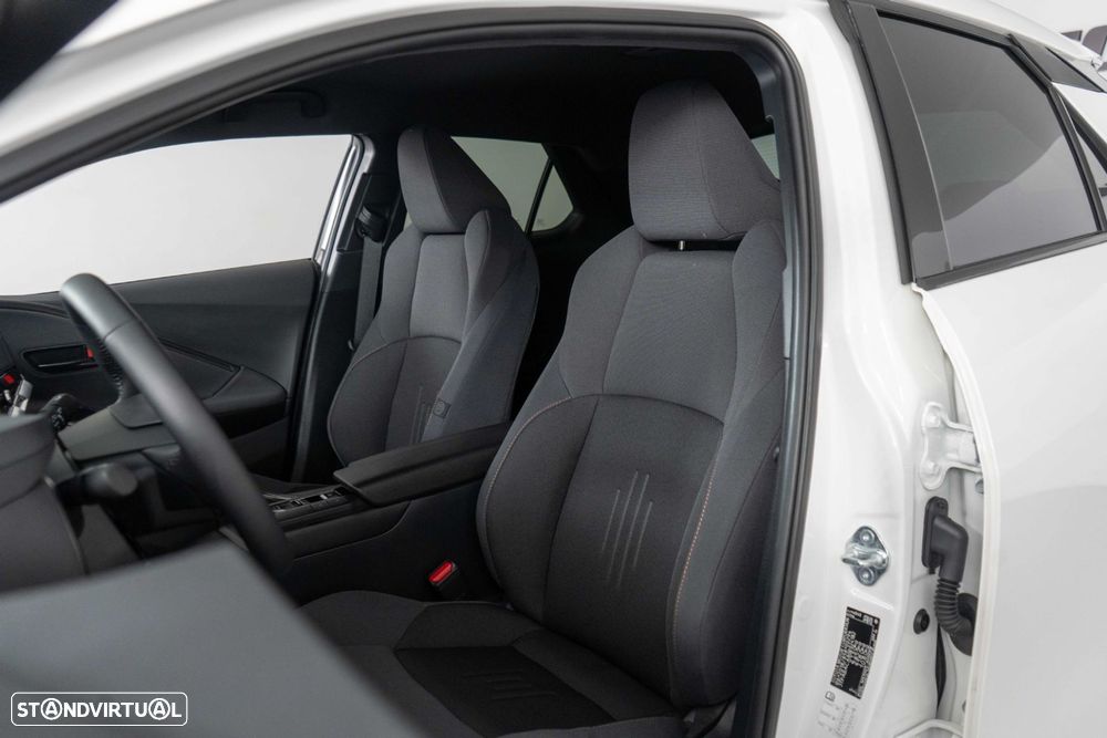 Toyota C-HR 2.0 HDF Plug-in Lounge - 9