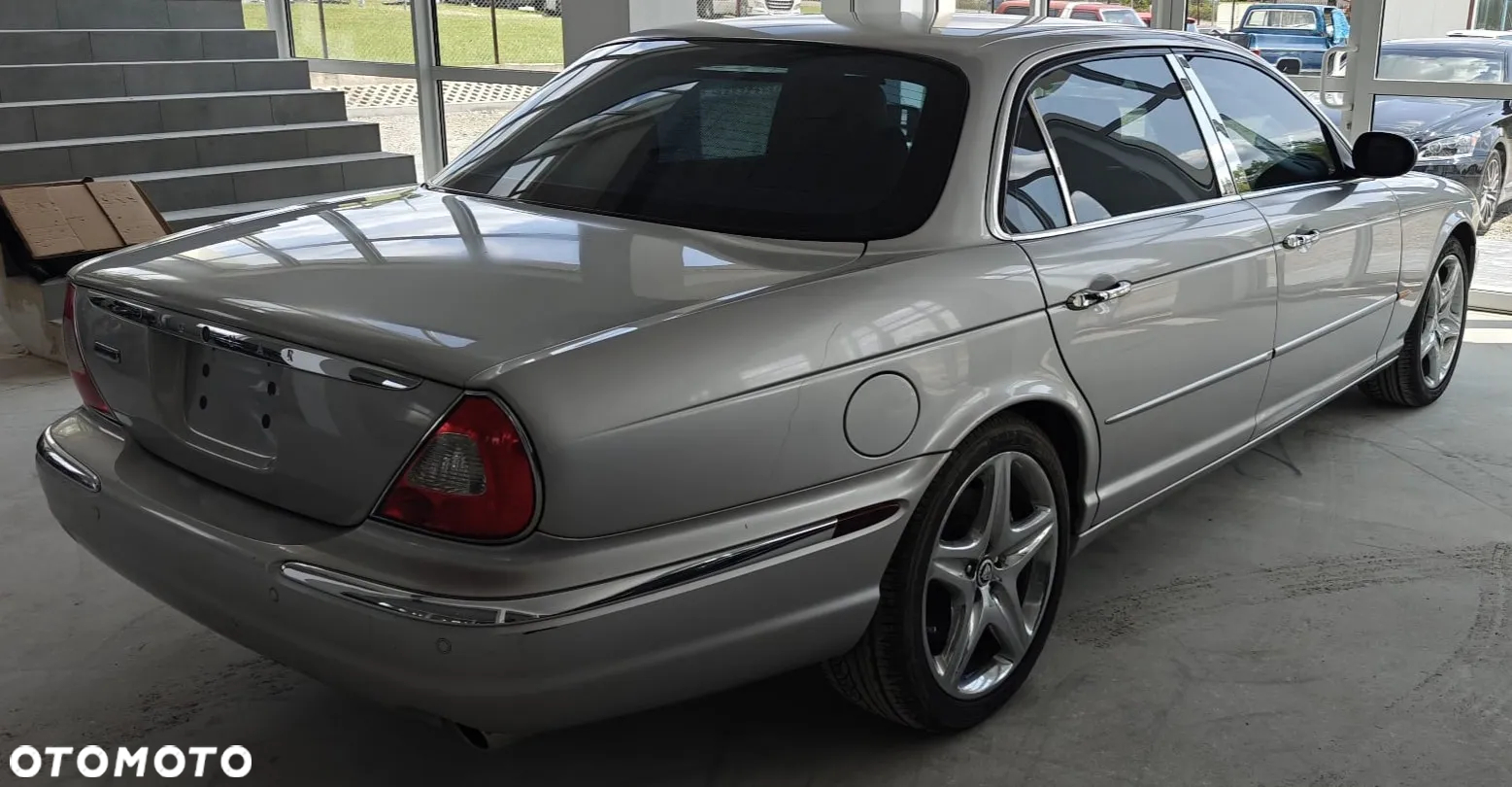 Jaguar XJ Super V8 LWB - 8