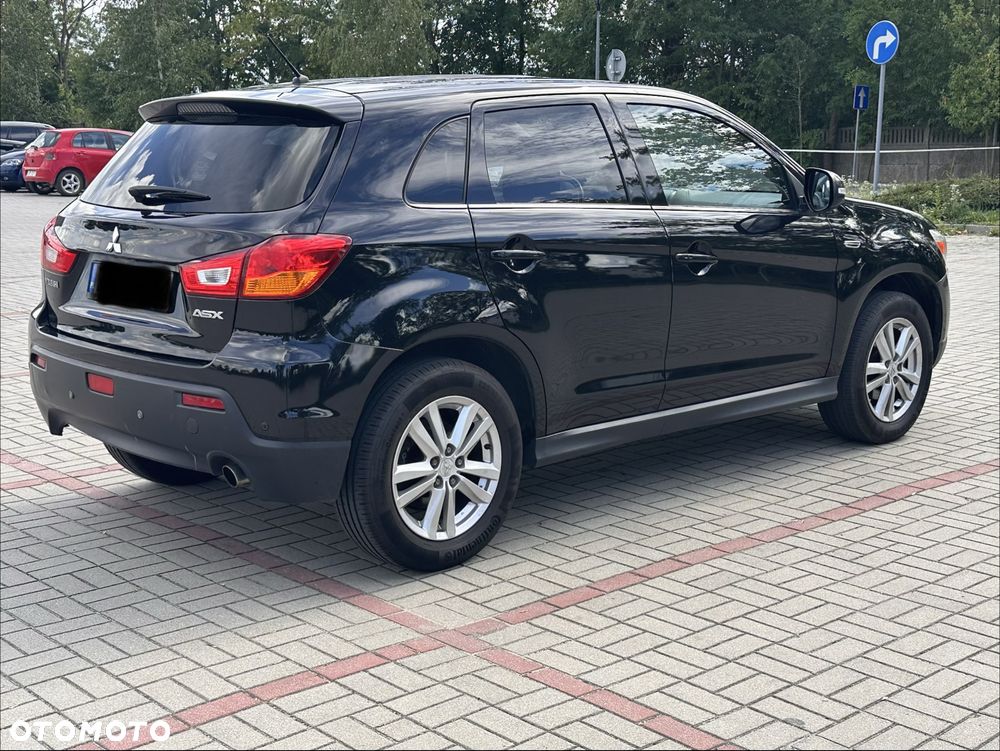 Mitsubishi ASX - 4