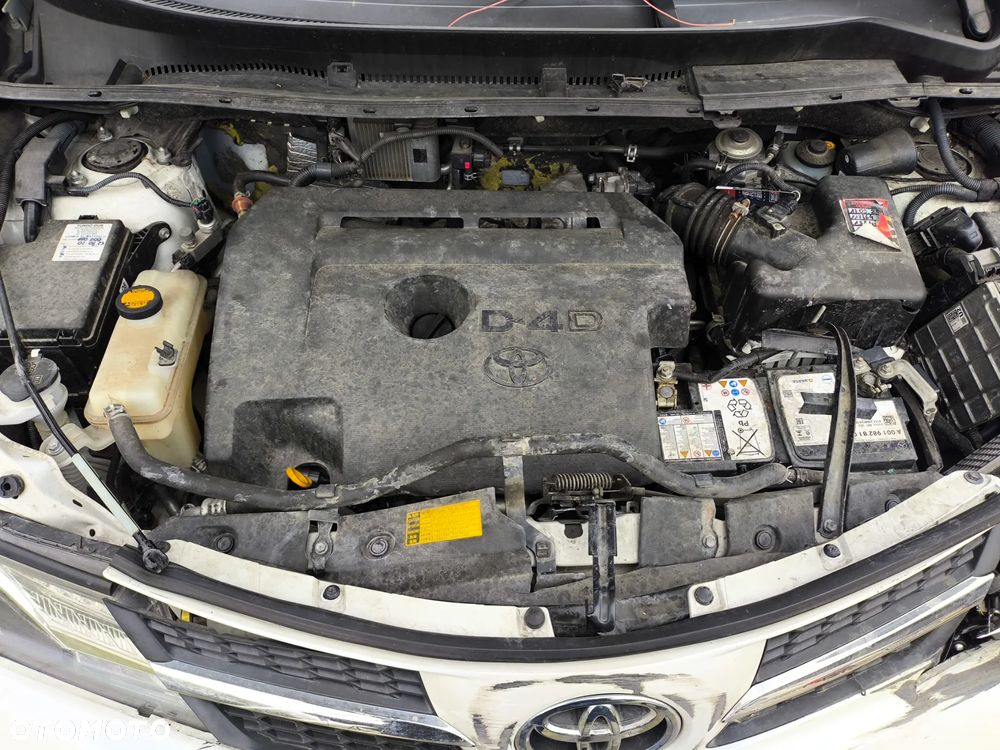 Toyota RAV4 2.0 D-4D Prestige - 14