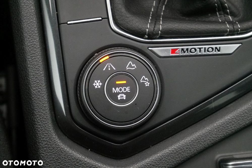 Volkswagen Tiguan 2.0 TSI 4Mot R-Line DSG - 25