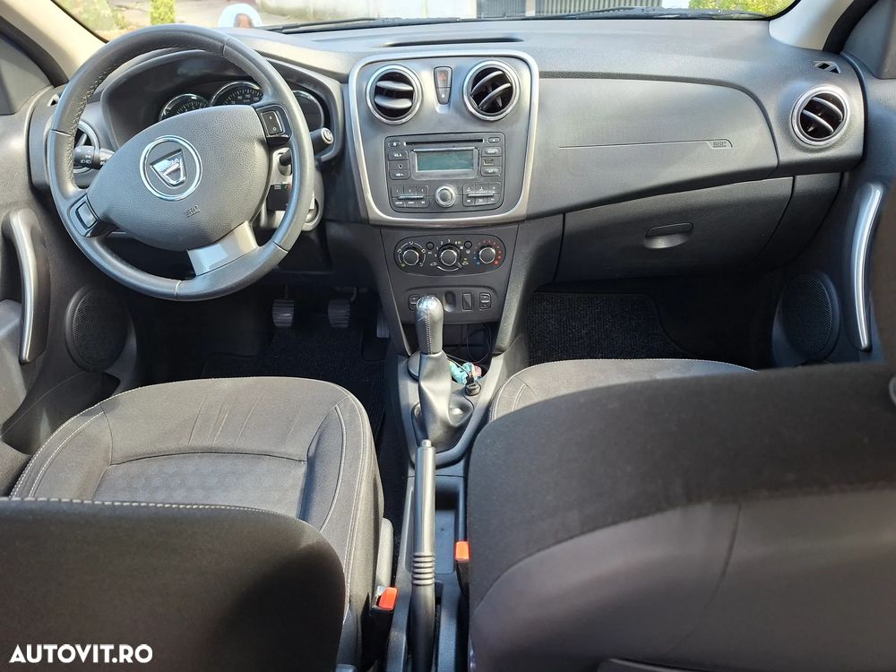 Dacia Logan 1.2 16V Laureate - 7