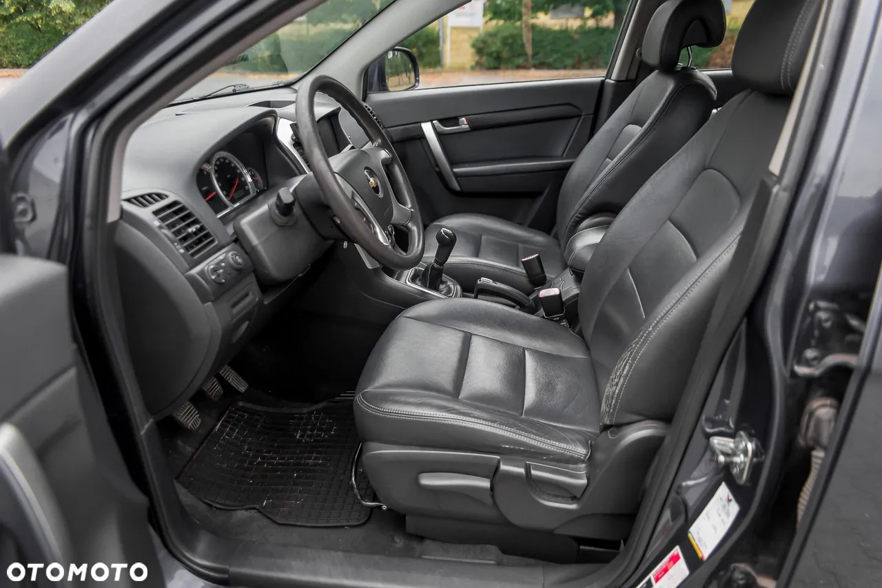 Chevrolet Captiva 2.0 d LS 5os - 13