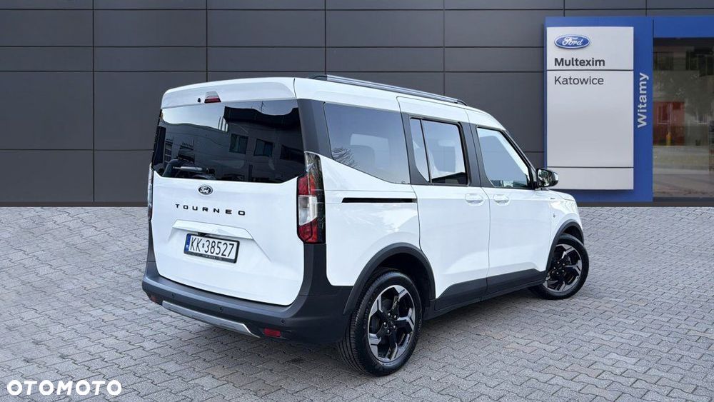 Ford Tourneo Courier - 5