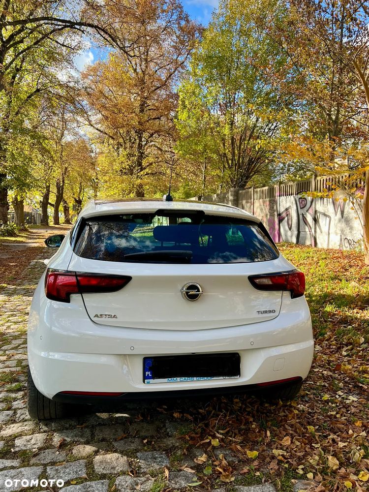 Opel Astra 1.4 T Dynamic S&S - 4
