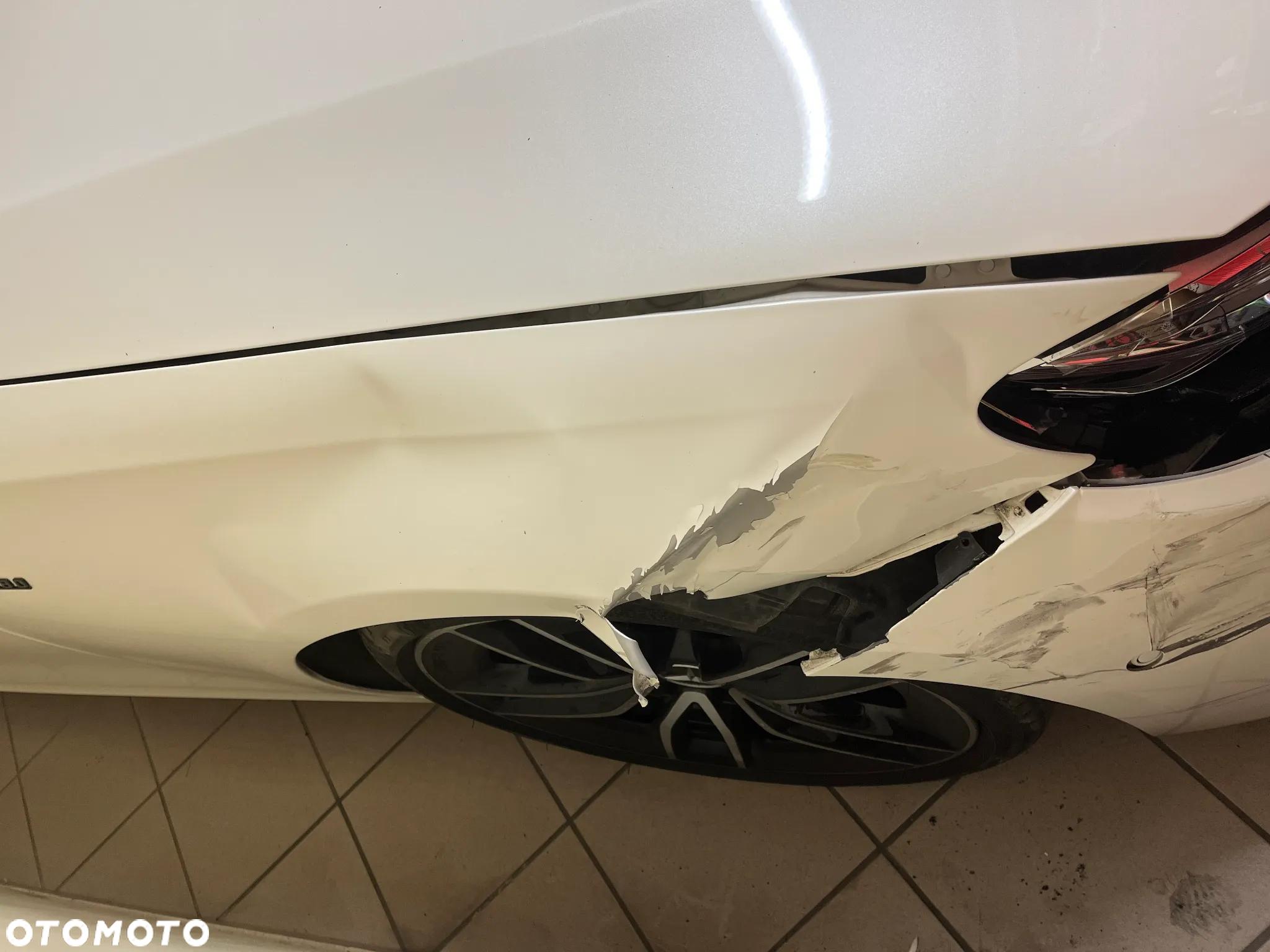 Mercedes-Benz Klasa E AMG 53 4Matic+ T AMG Speedshift TCT-9G - 4