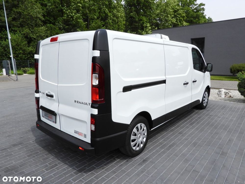 Renault TRAFIC  FURGON CHŁODNIA  0*C TEMPOMAT LEDY KLIMATYZACJA  120KM - 15