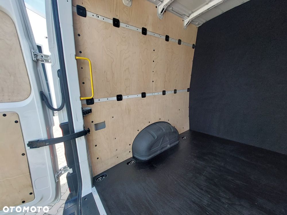Volkswagen Crafter Maxi LONG - 30