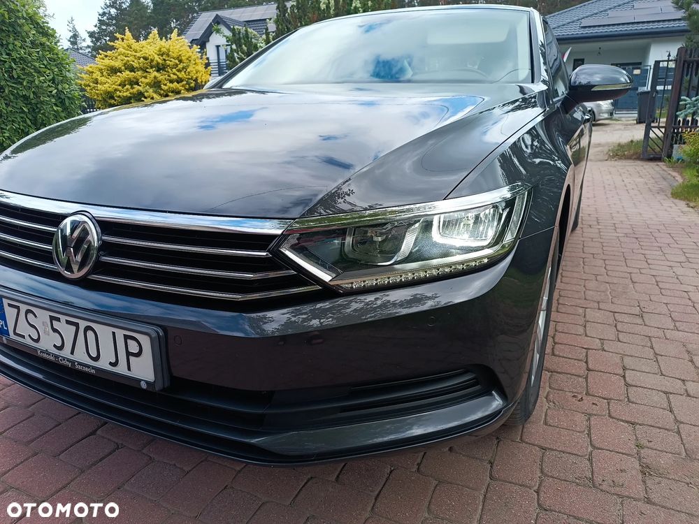 Volkswagen Passat 1.4 TSI BMT Trendline - 25