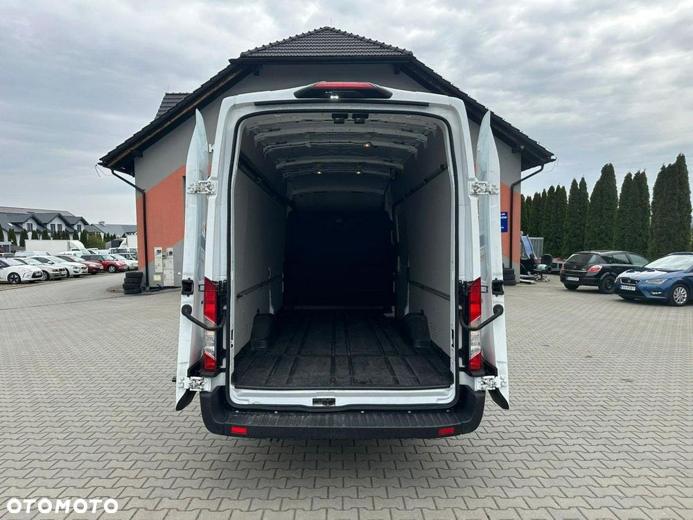 Ford Transit - 10