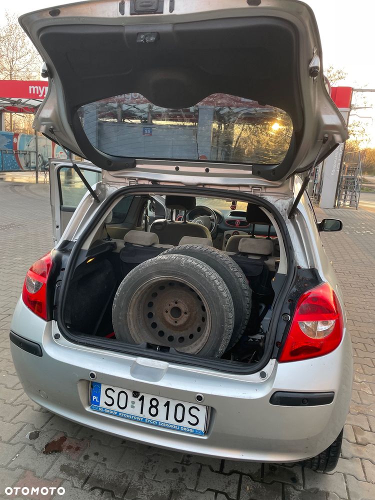 Renault Clio 1.6 16V Extreme - 10