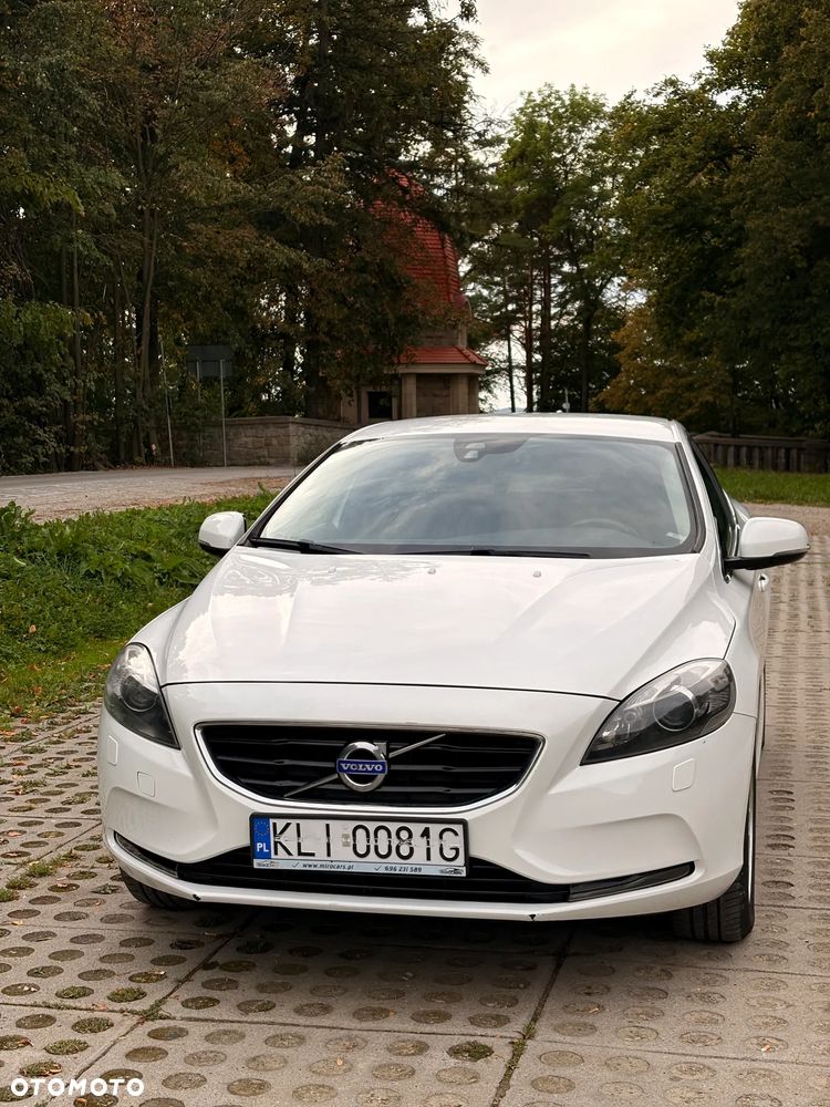 Volvo V40 D2 Momentum - 3
