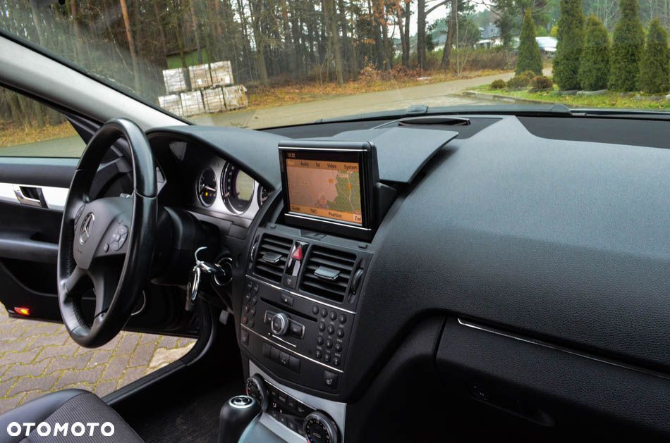 Mercedes-Benz Klasa C - 33