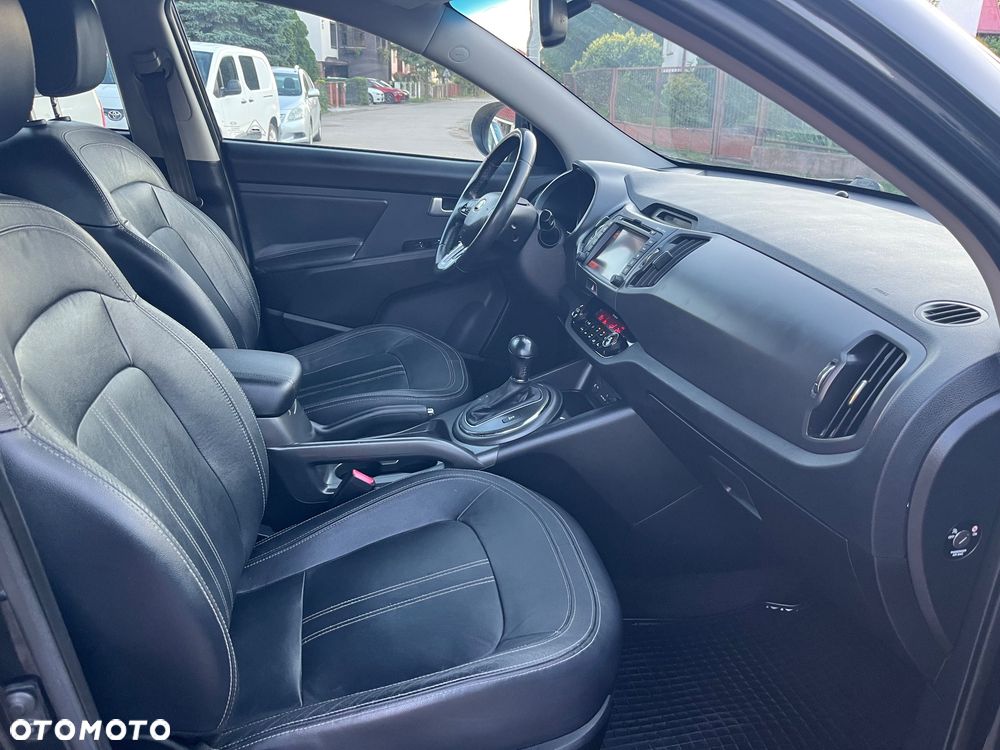 Kia Sportage 2.0 CRDI 4WD Automatik Spirit - 8