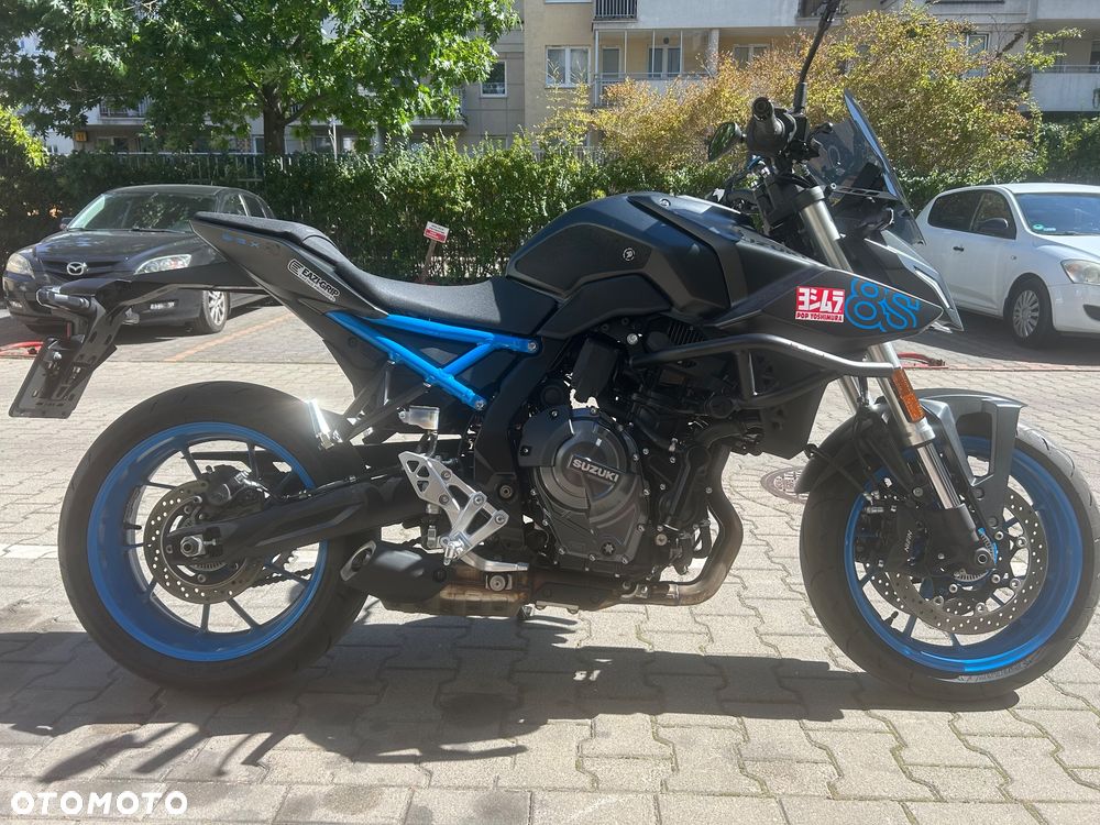 Suzuki GSX - 1