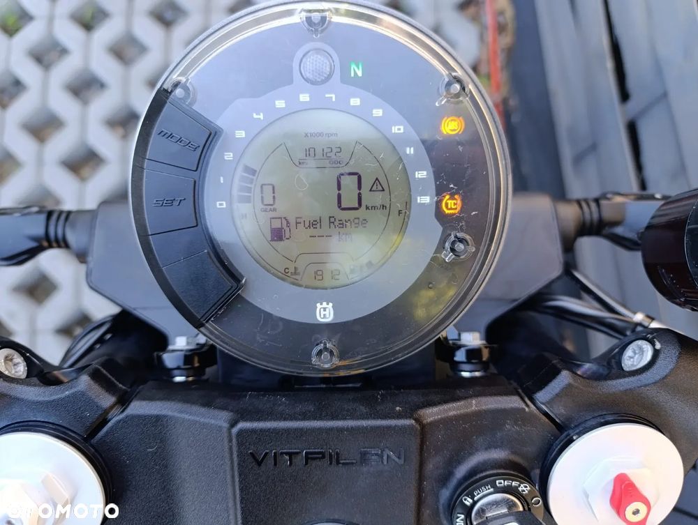 Husqvarna Vitpilen - 9