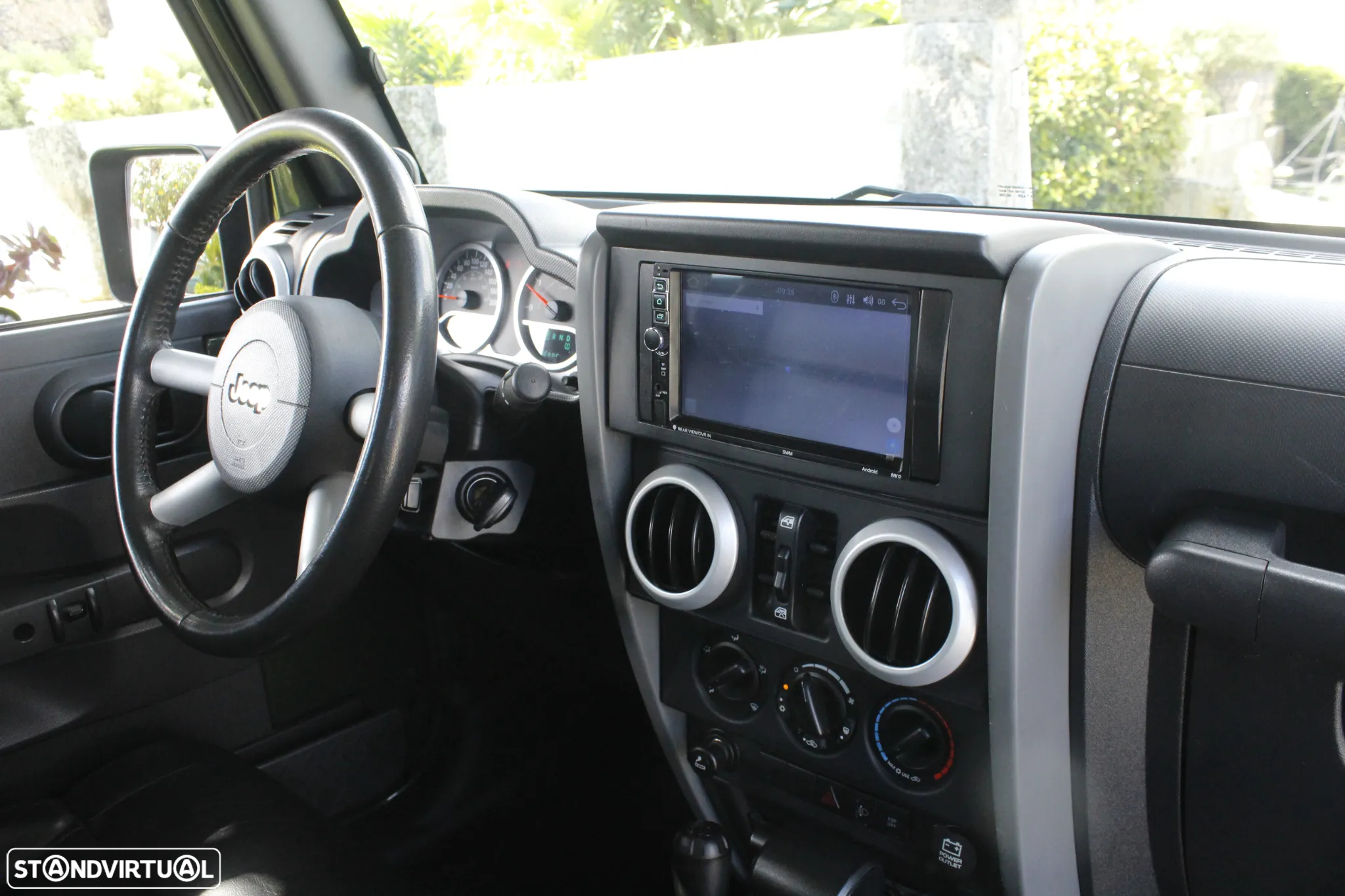 Jeep Wrangler Unlimited 2.8 CRD ATX Sahara - 22