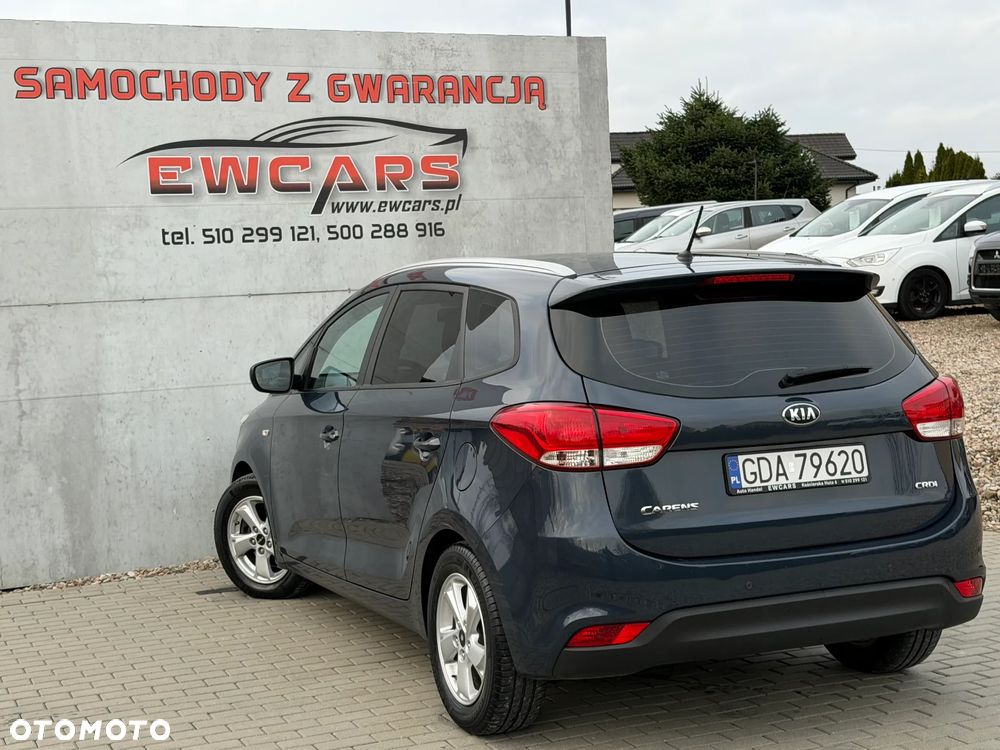 Kia Carens 1.7 CRDi XL 7os - 4