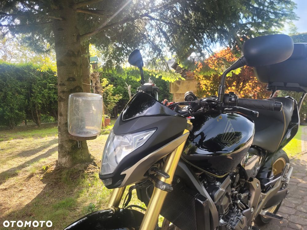 Honda Hornet - 22