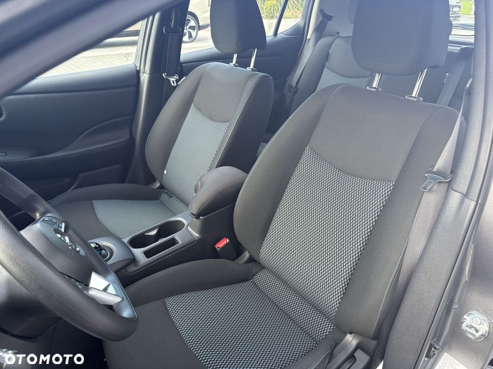 Nissan Leaf - 18
