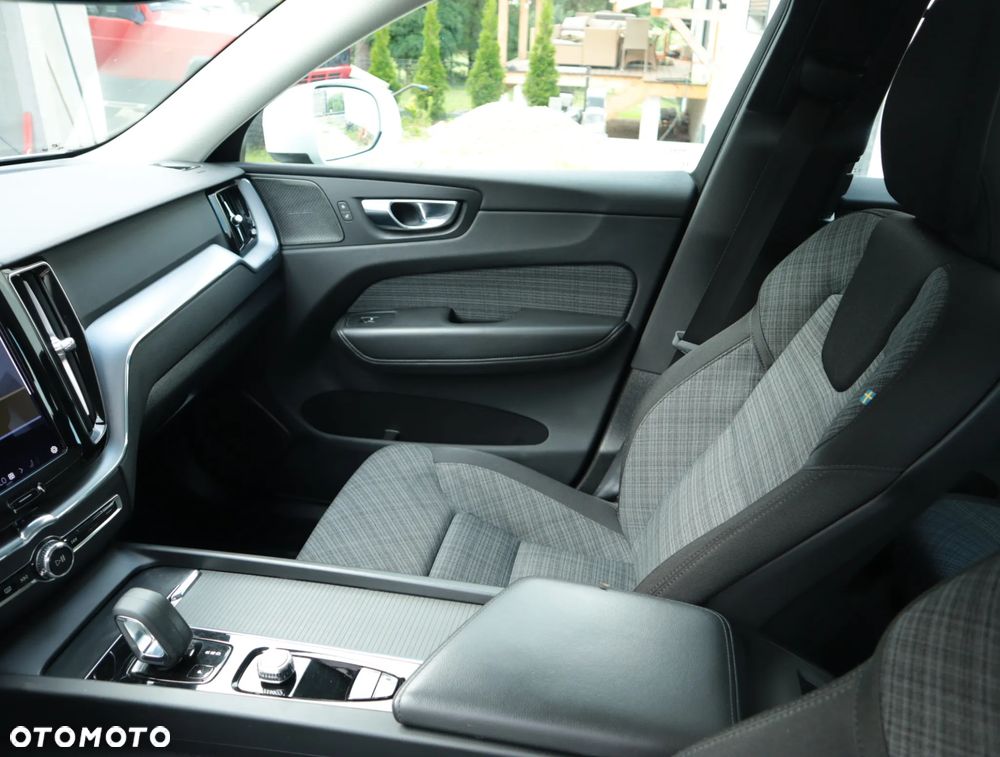 Volvo XC 60 B4 D AWD Geartronic Inscription - 14