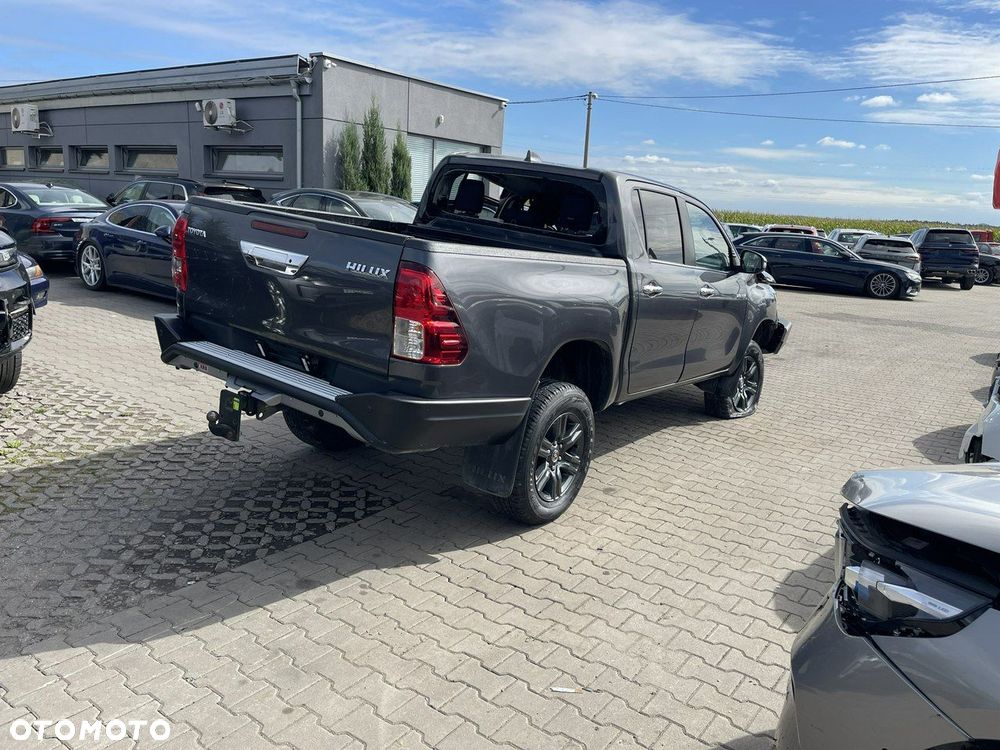 Toyota Hilux 2.8 D-4D Extra Cab Live 4x4 - 3