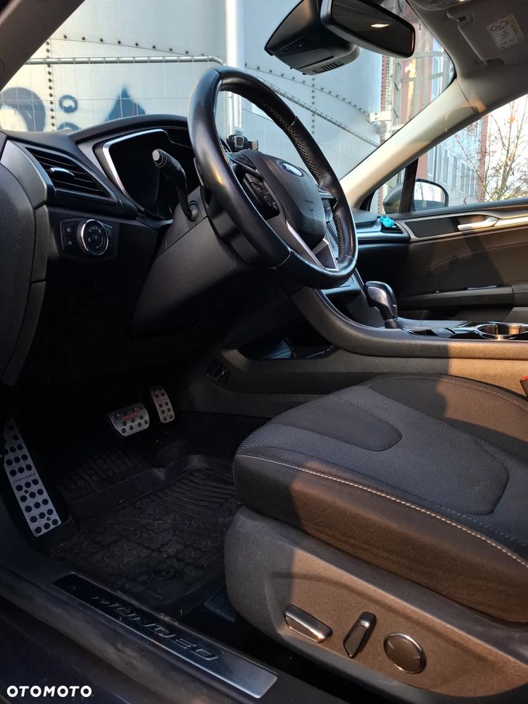 Ford Mondeo 2.0 TDCi Titanium PowerShift - 12