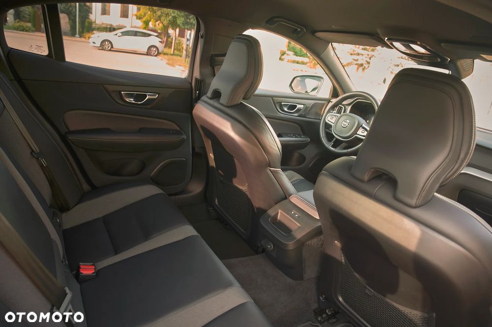 Volvo S60 B4 B Geartronic RDesign - 25