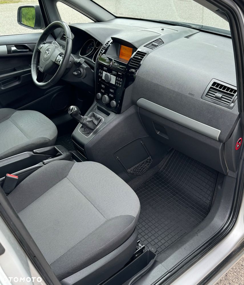 Opel Zafira 1.7 CDTI Essentia - 13
