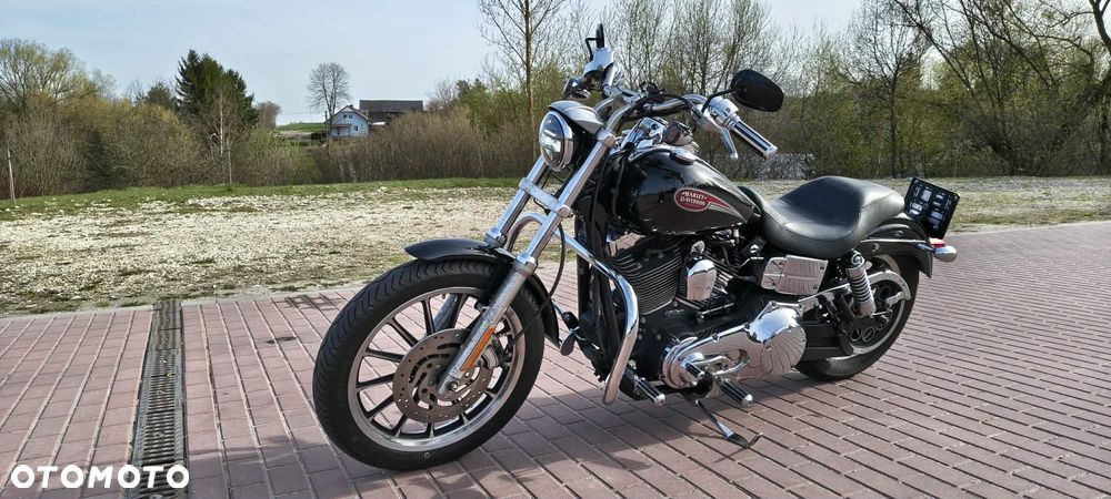 Harley-Davidson Dyna Street Bob - 6