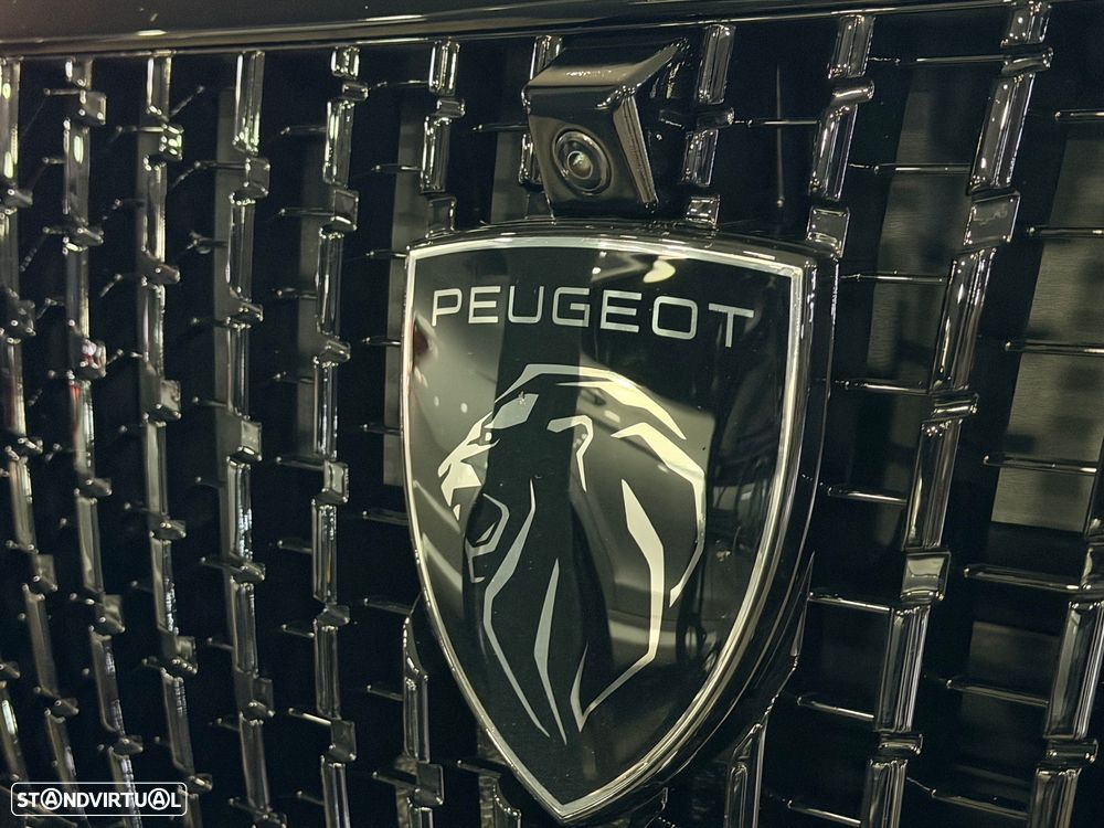 Peugeot e-2008 Allure - 19