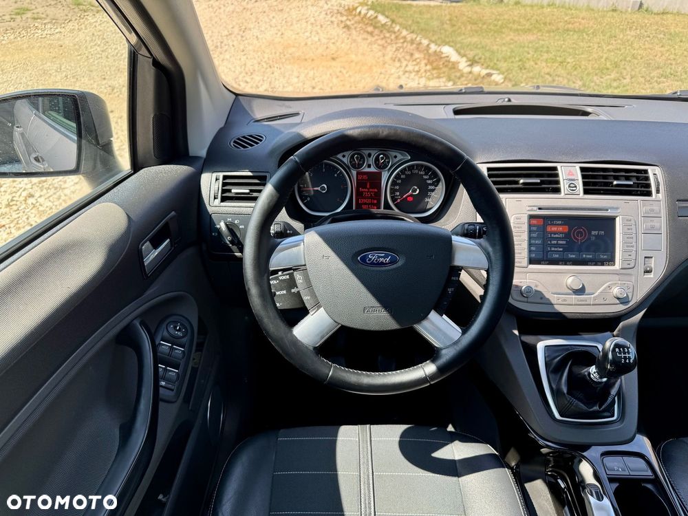 Ford Kuga 2.0 TDCi Individual - 24