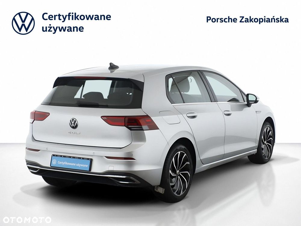 Volkswagen Golf - 5
