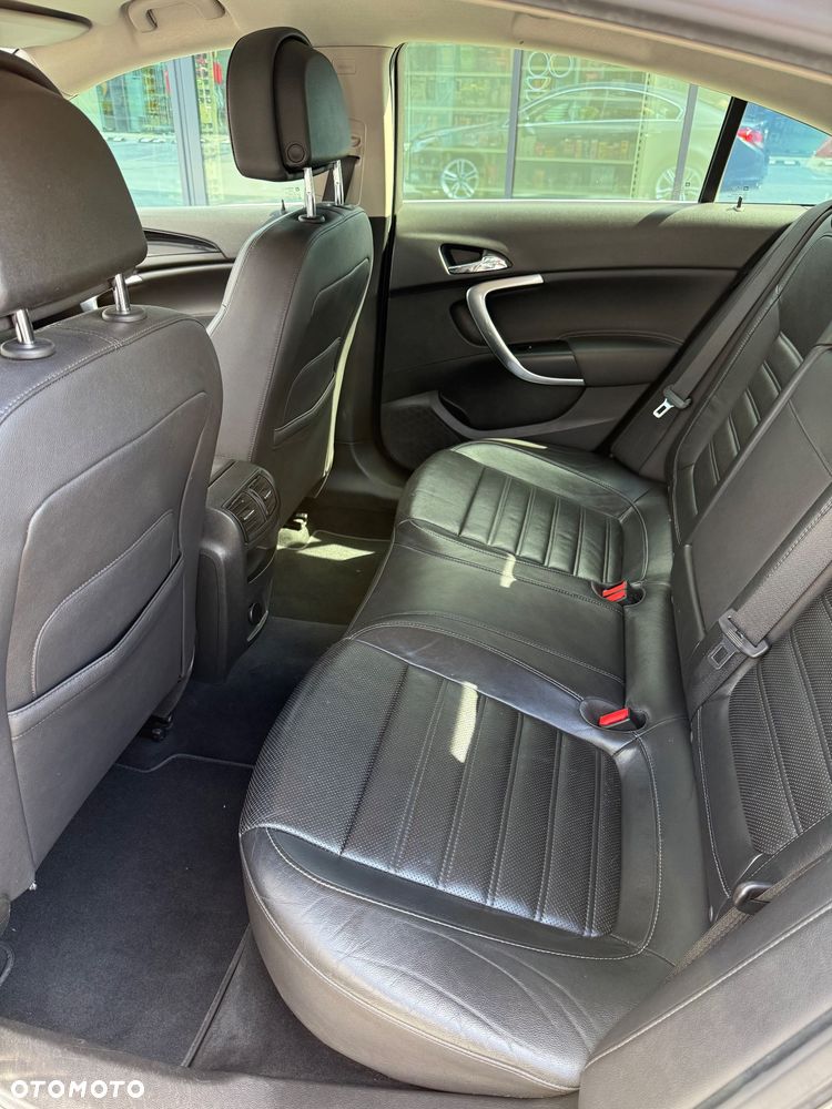 Opel Insignia 2.0 T Cosmo - 13