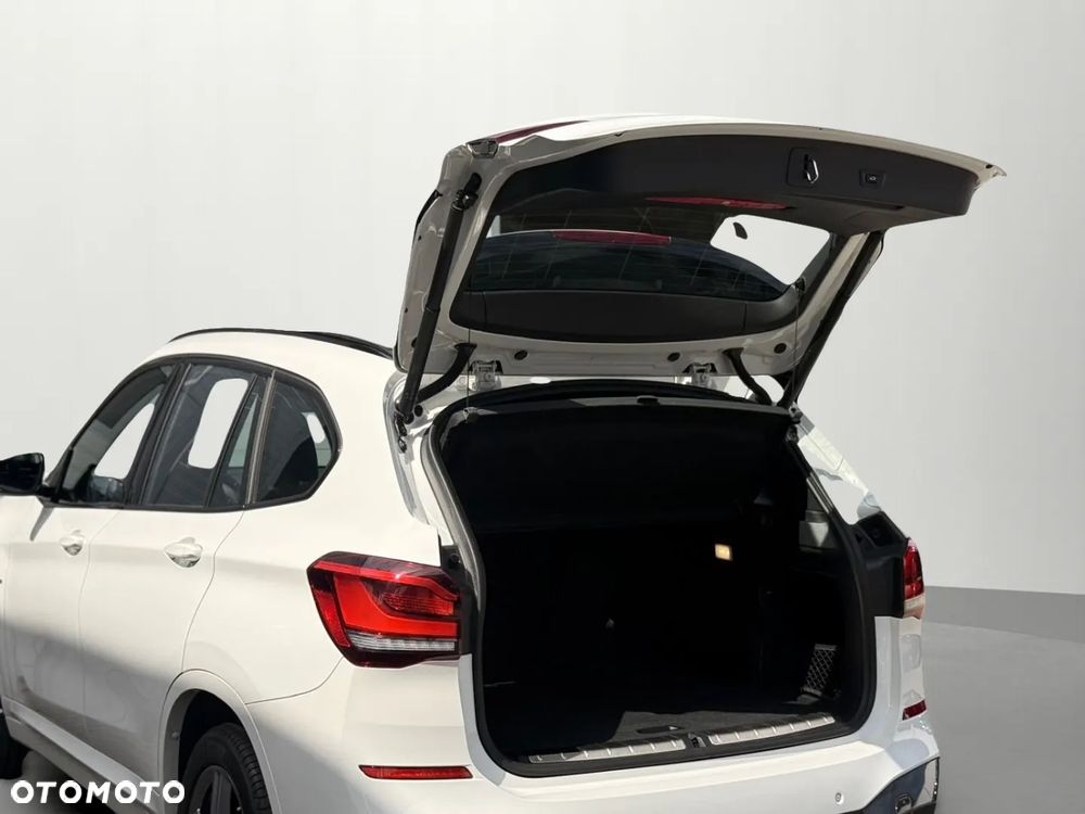 BMW X1 sDrive18i M Sport - 24