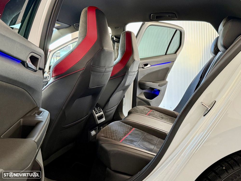 VW Golf 2.0 TSI GTI Clubsport DSG - 28