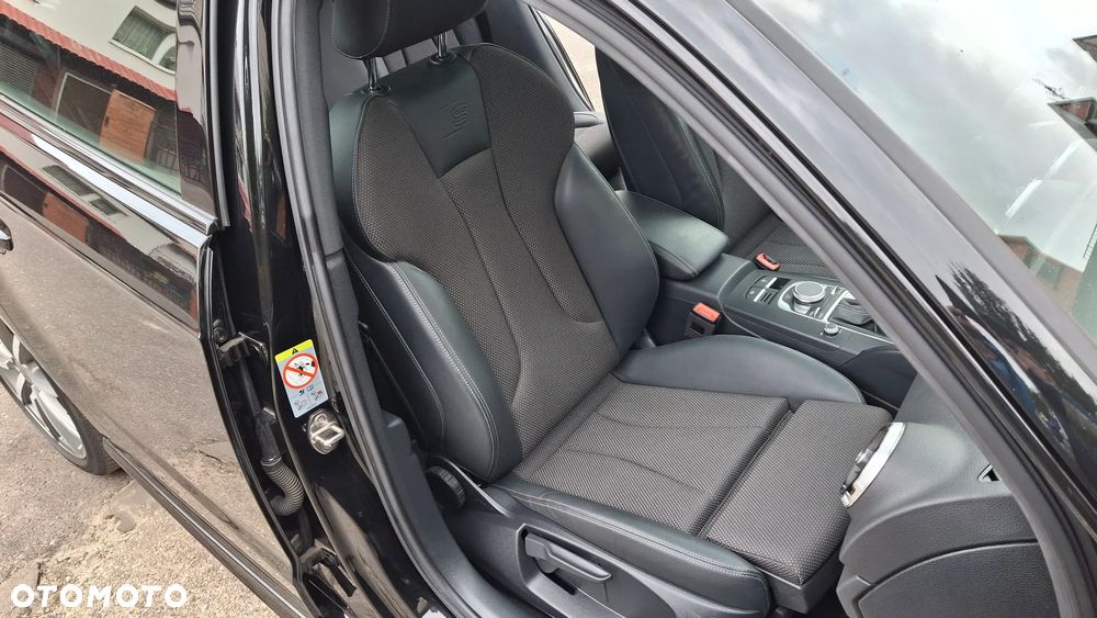 Audi A3 Sportback 2.0 TDI S tronic S line Sportpaket - 31