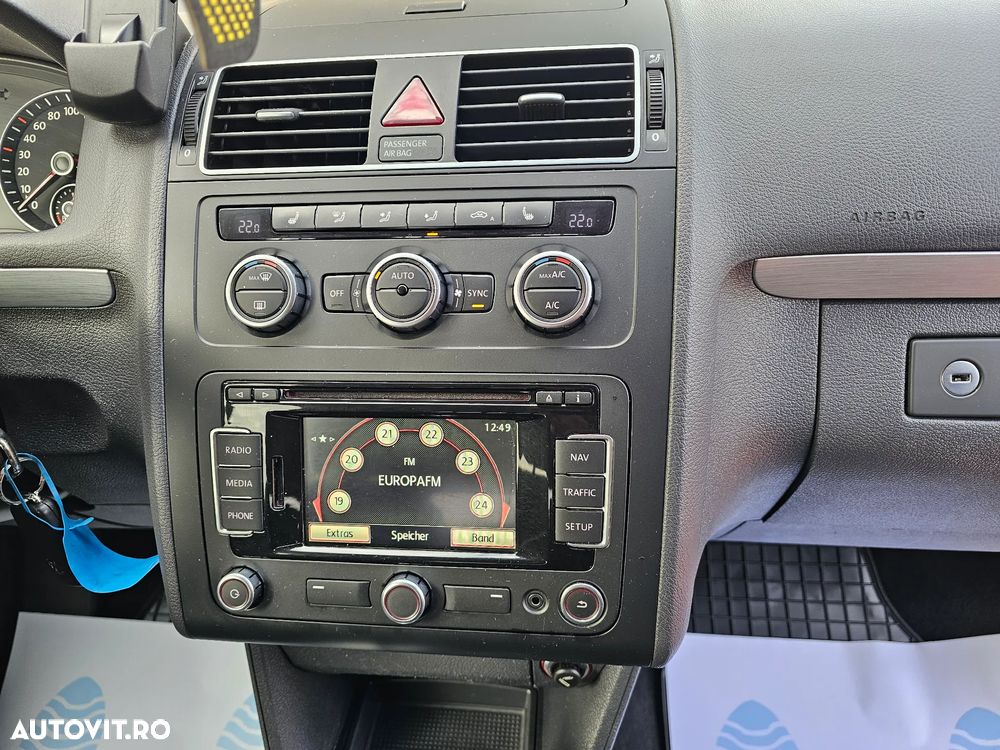 Volkswagen Touran 1.6 TDI DPF BlueMotion Technology DSG Cup - 10