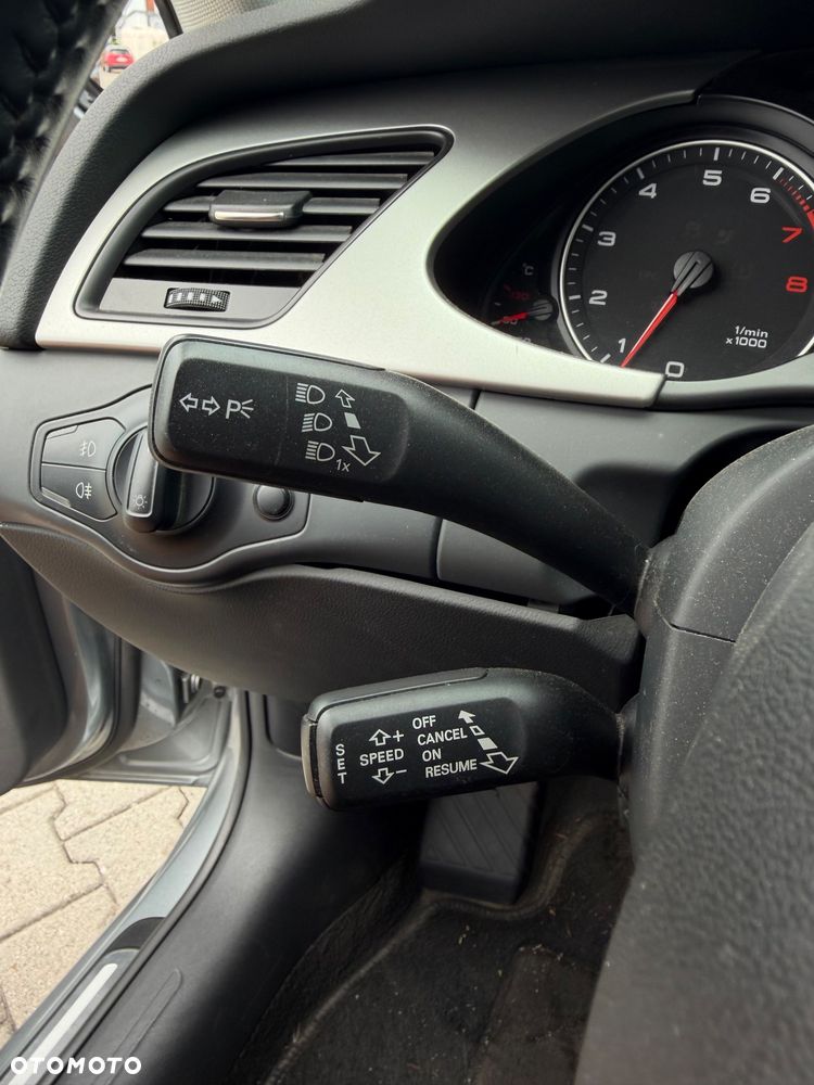 Audi A4 Avant 1.8 TFSI Attraction - 12