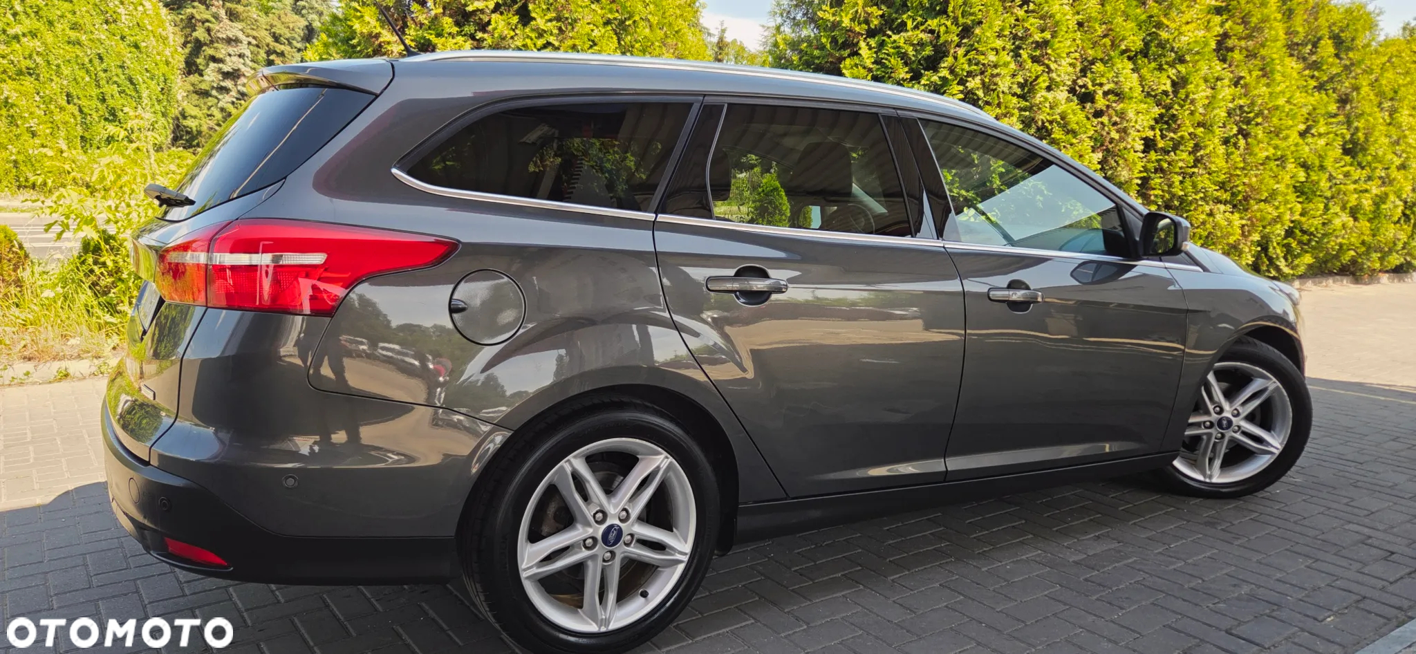 Ford Focus Turnier 1.0 EcoBoost Start-Stopp-System TITANIUM X - 13