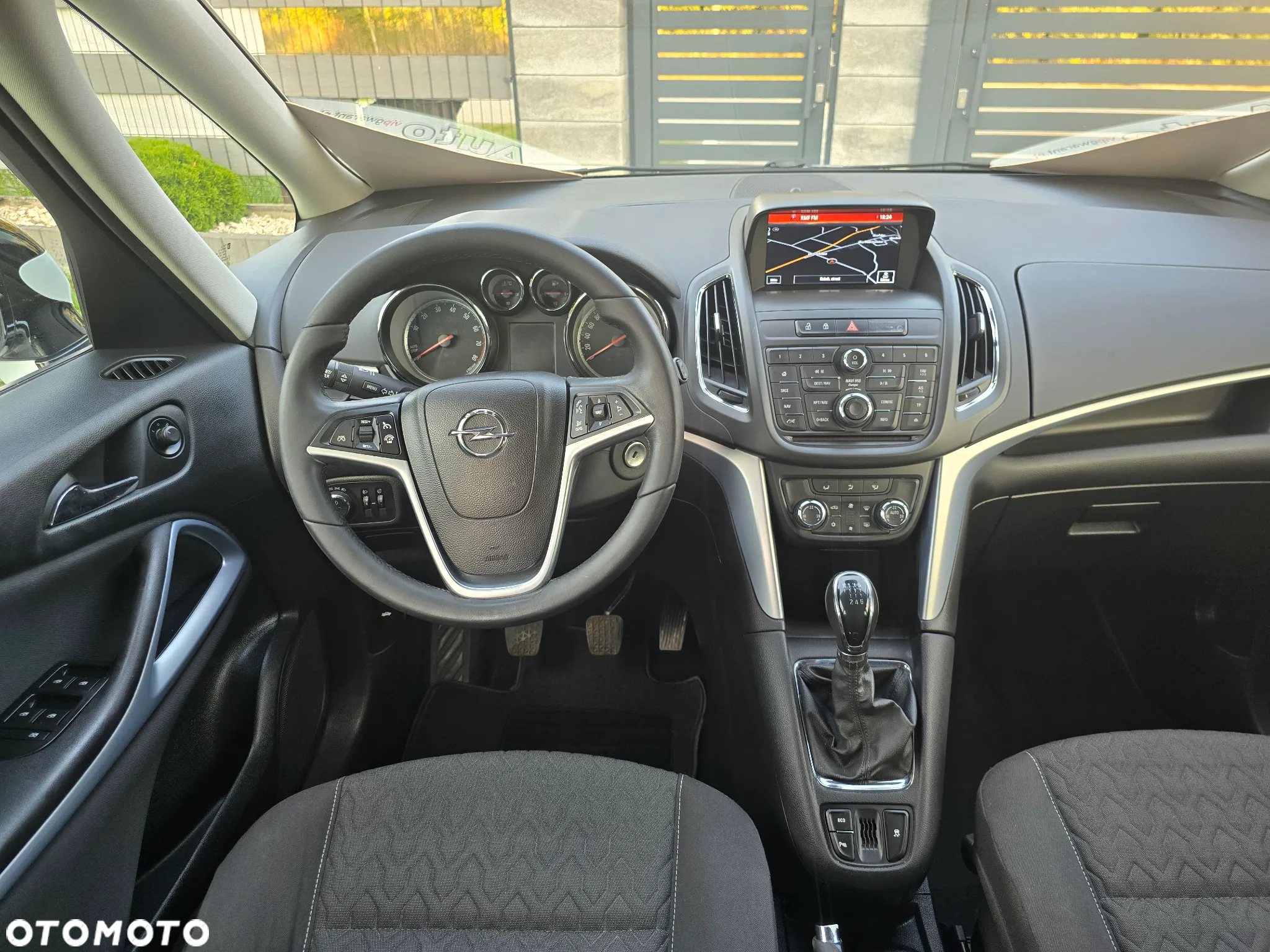 Opel Zafira Tourer 1.4 Turbo Business Innovation - 10