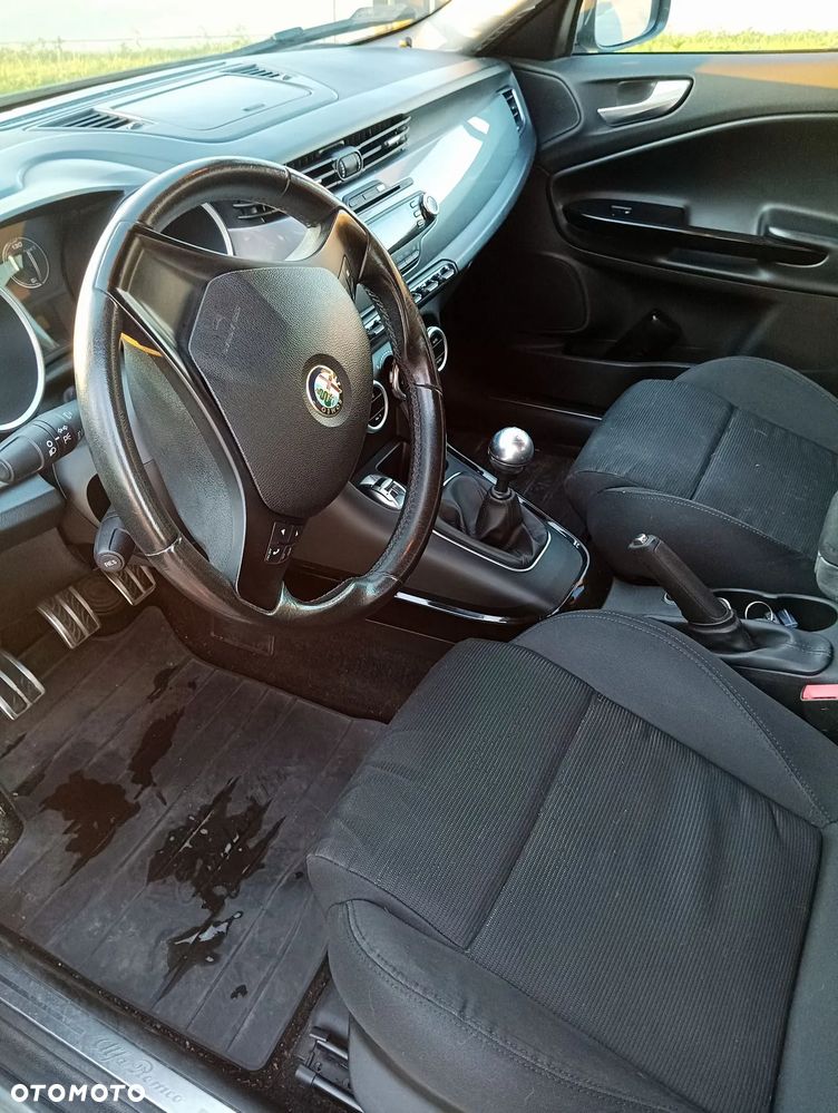 Alfa Romeo Giulietta - 5