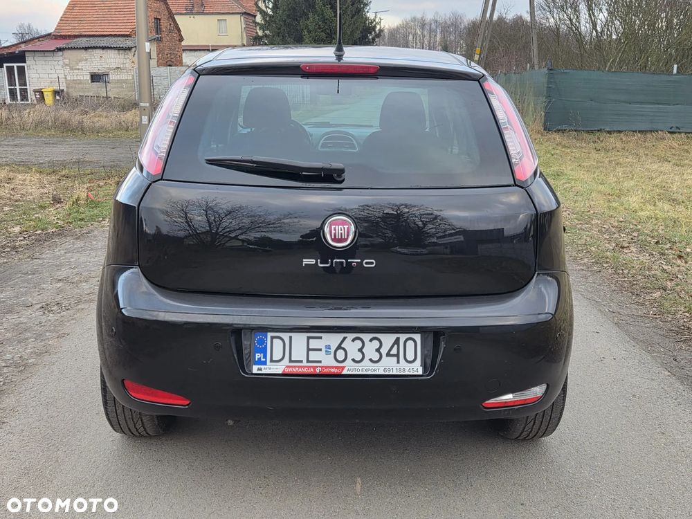 Fiat Punto 1.4 Young - 8