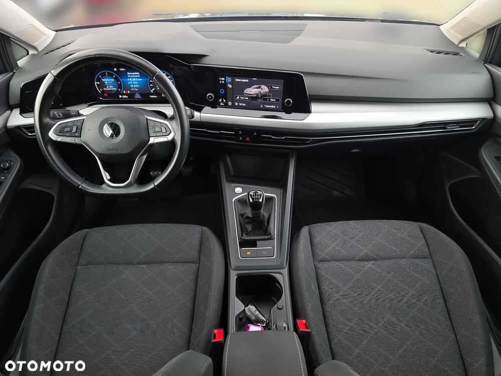 Volkswagen Golf - 11