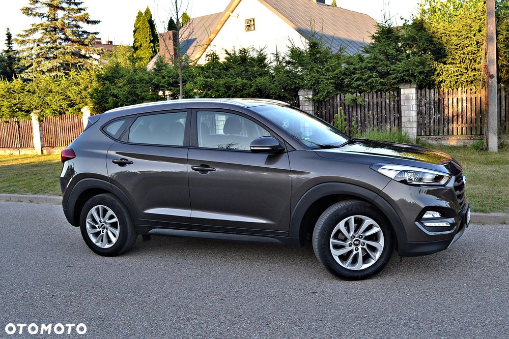 Hyundai Tucson 2.0 CRDi 2WD Trend - 24