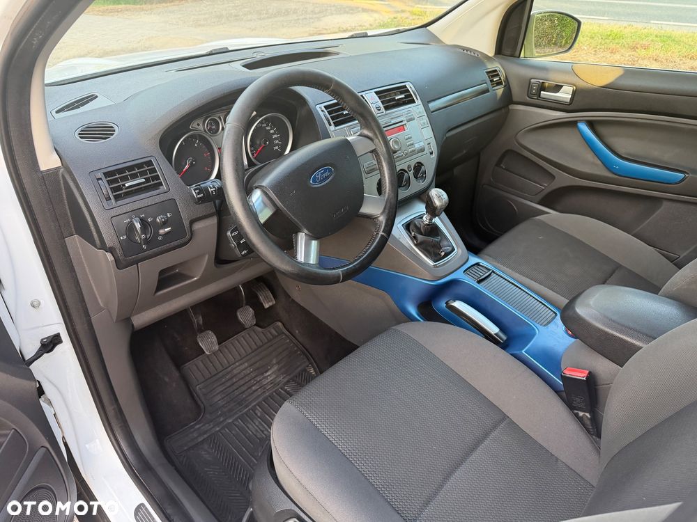 Ford Kuga 2.0 TDCi Trend - 12