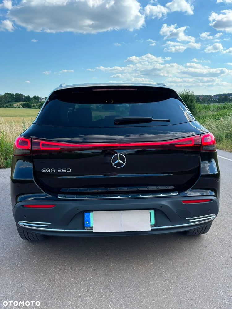 Mercedes-Benz EQA 250 66.5kWh Progressive - 3