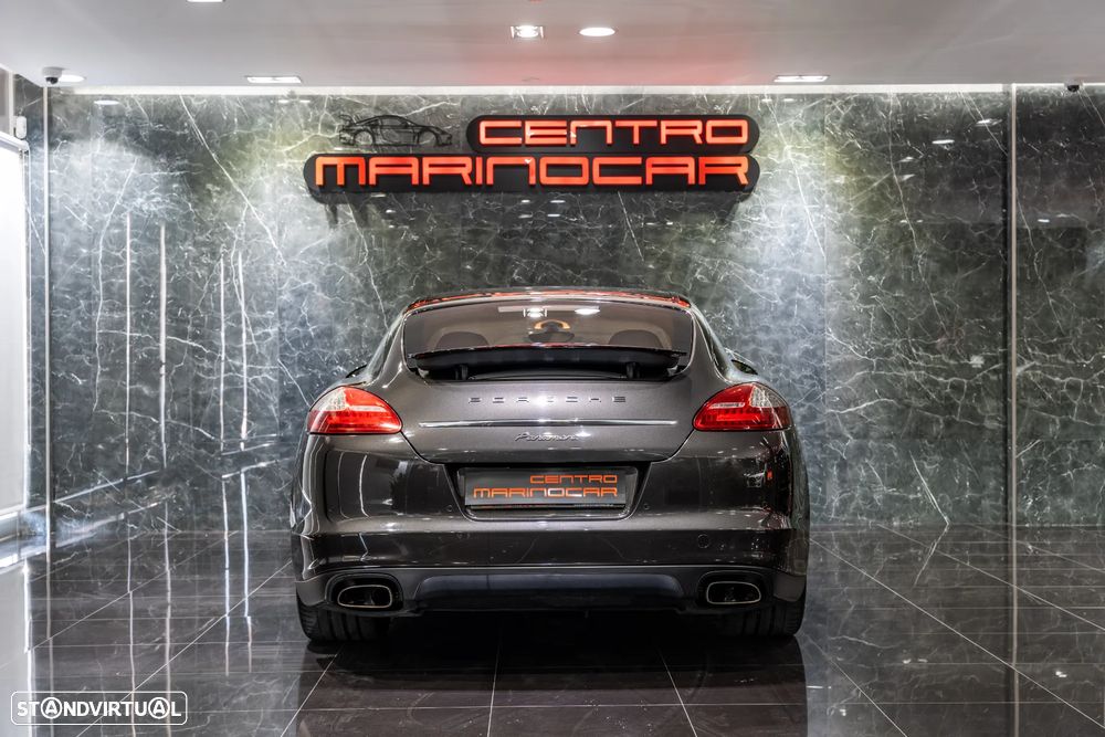 Porsche Panamera 3.0 V6 - 3