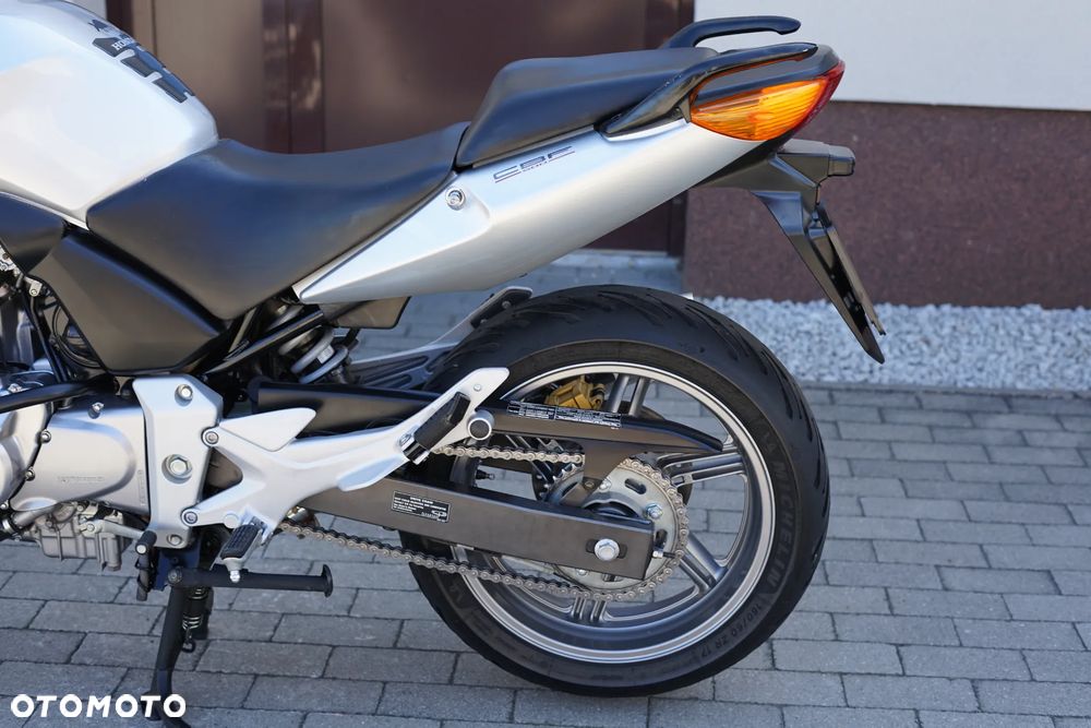 Honda CBF - 23