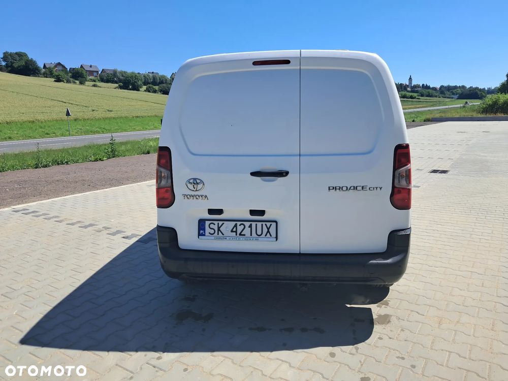 Toyota proace city - 11